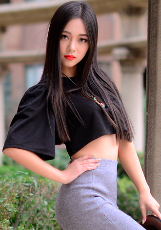 Graceful and gorgeous with her red lipstick, Yiaofang is looking for a man who will communicate everything with her.