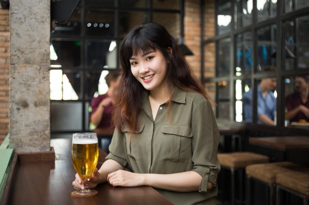 This Beverage Will Help You Get More Responses On Dating Sites | Asian Date